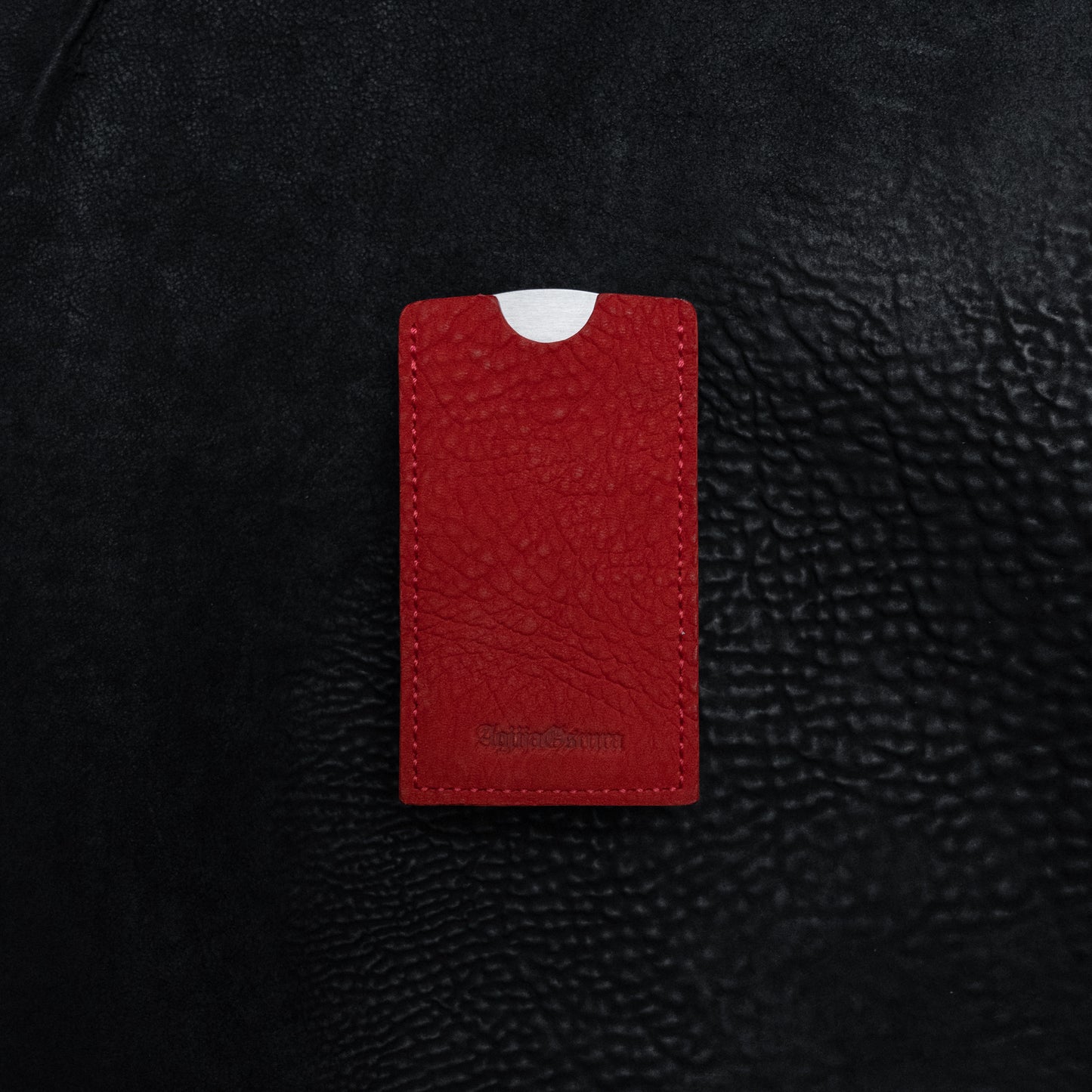 Ritual Beard Comb & Sleeve (Horsehide Red)
