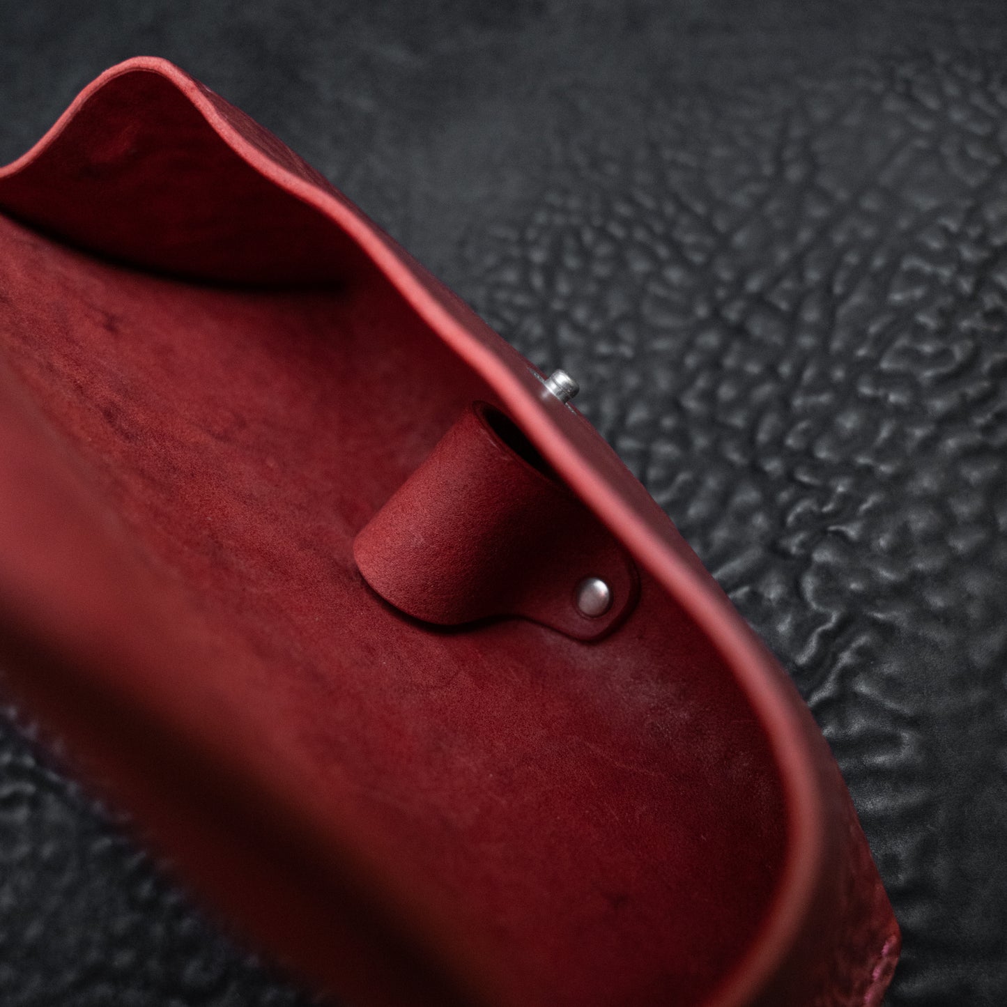 Kin Eyewear Case (Reverse Culatta Dirty Red)
