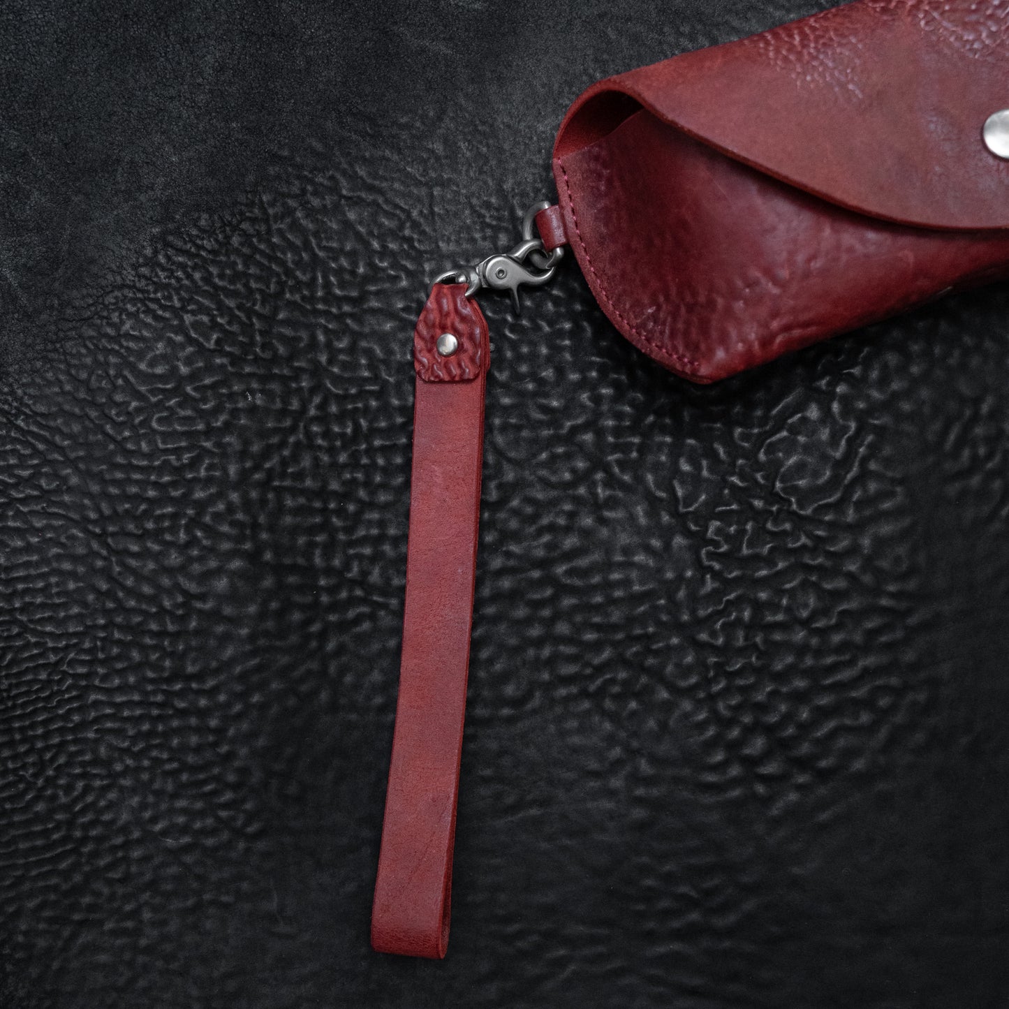 Kin Eyewear Case (Reverse Culatta Dirty Red)