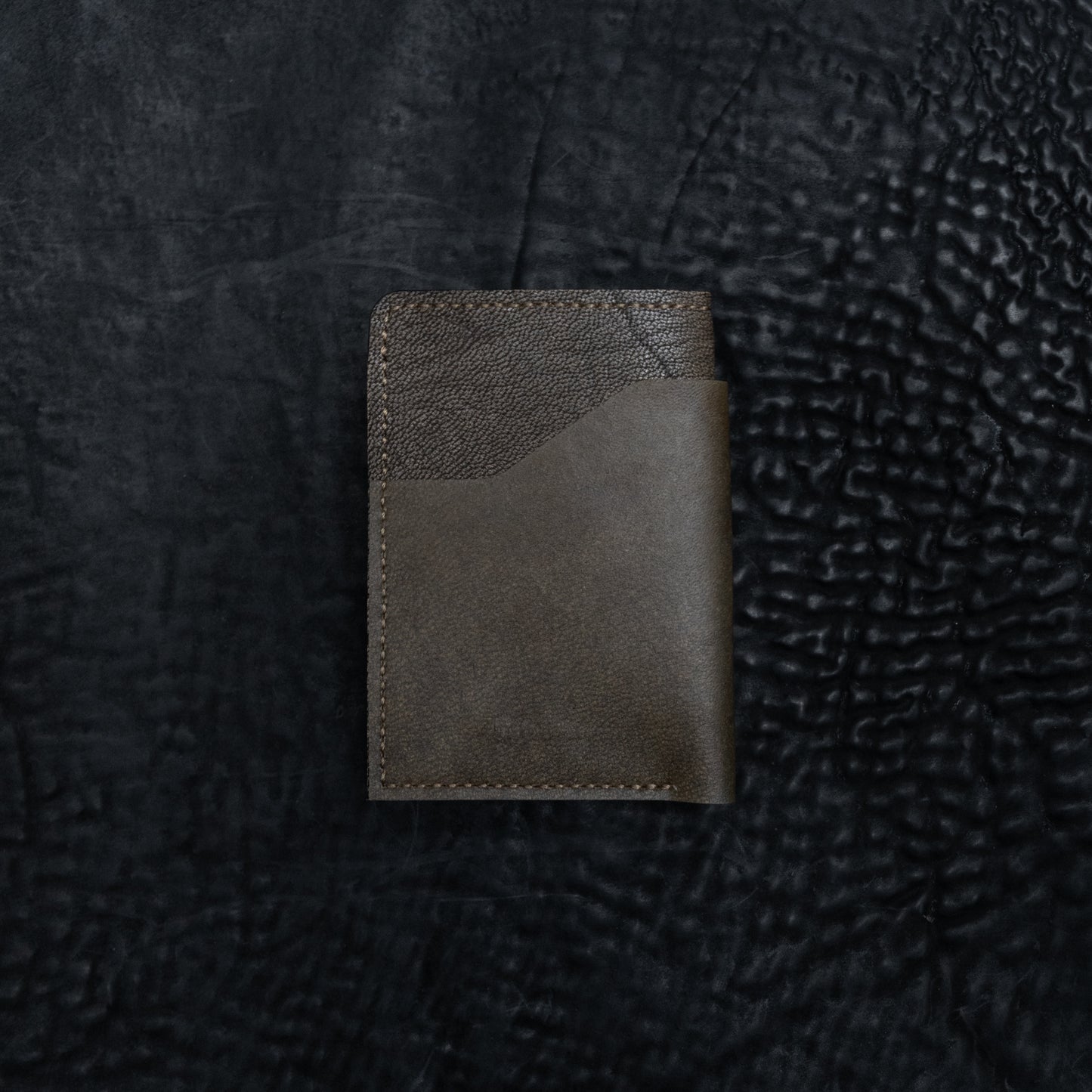 Angulo Card Case (Translucent Horsehide)