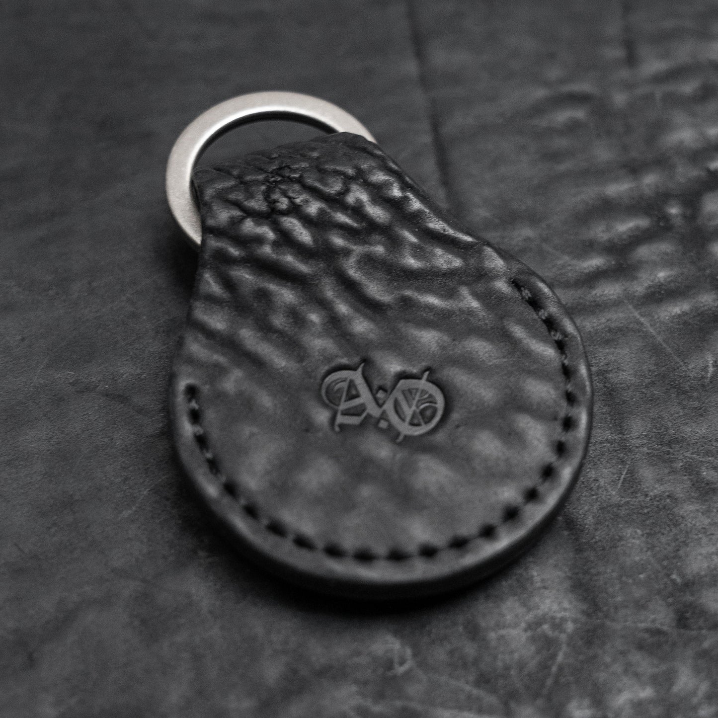 Ruta AirTag Fob (Reverse Culatta Black)