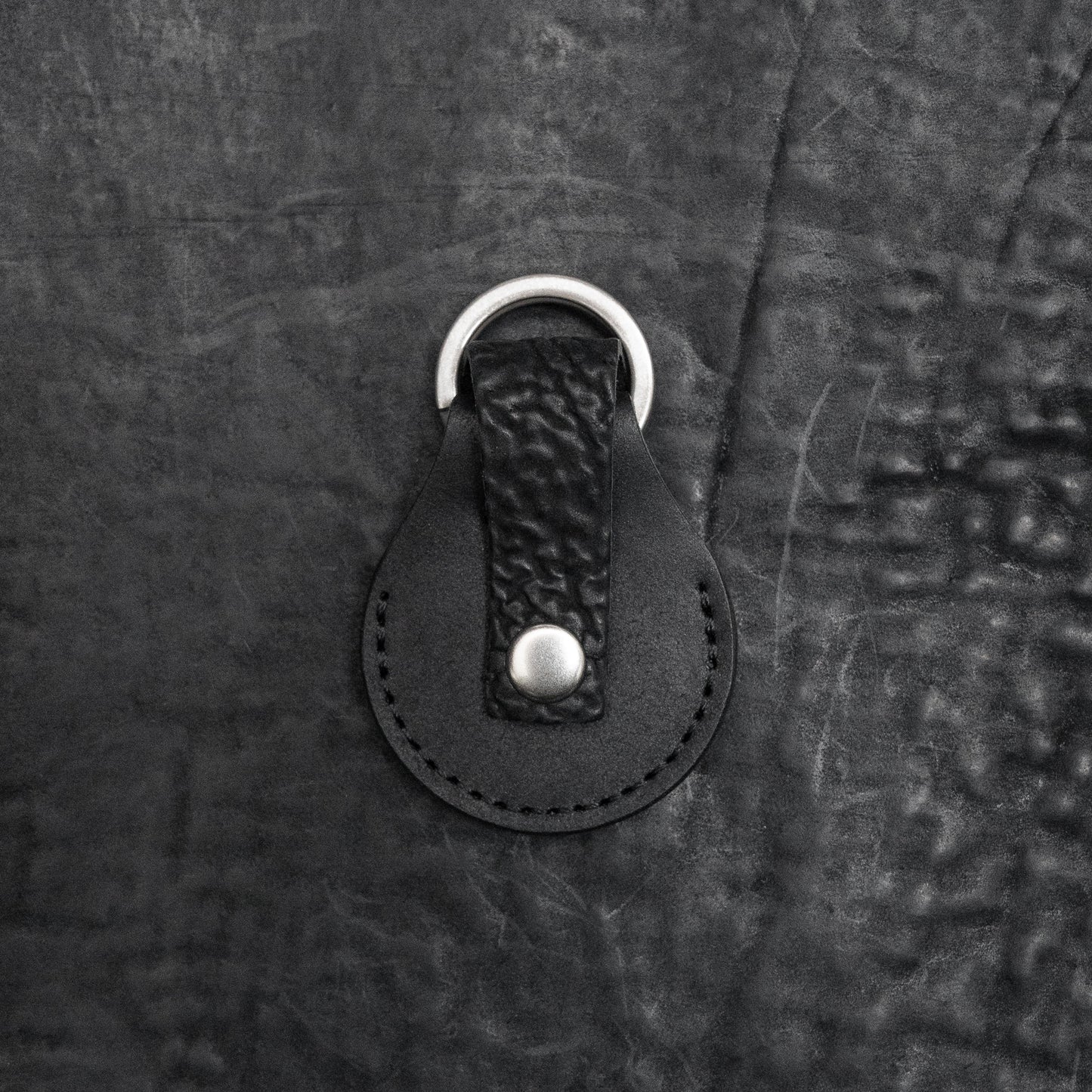 Ruta AirTag Fob (Reverse Culatta Black)