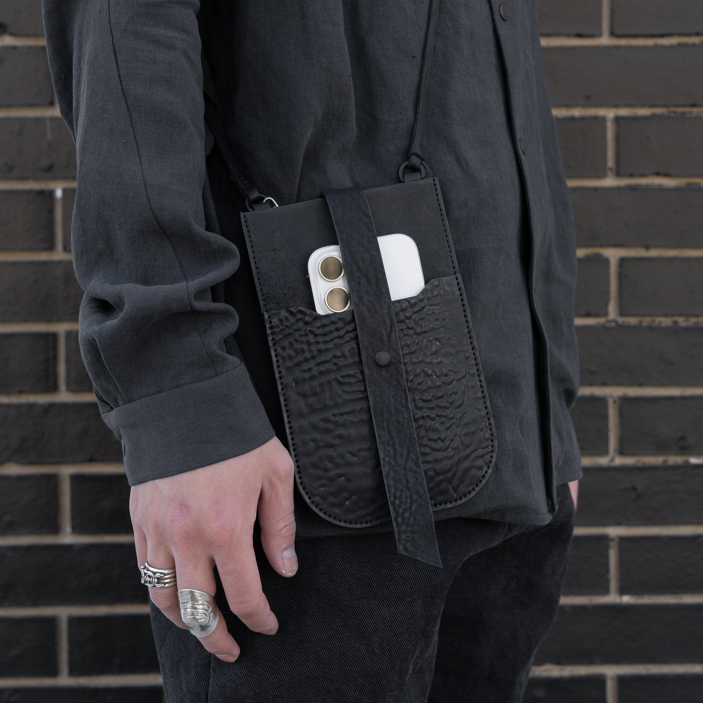 Viaje Travel Pouch (Reverse Culatta Black)