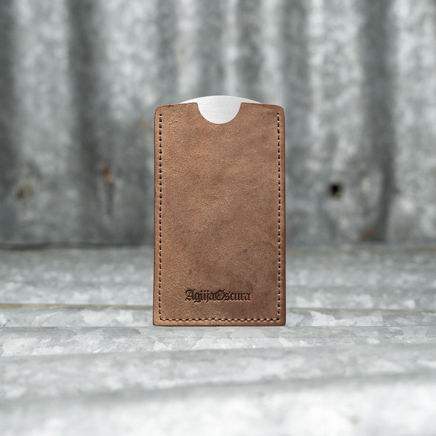 BEARD COMB & SLEEVE (REVERSE CULATTA BROWN)