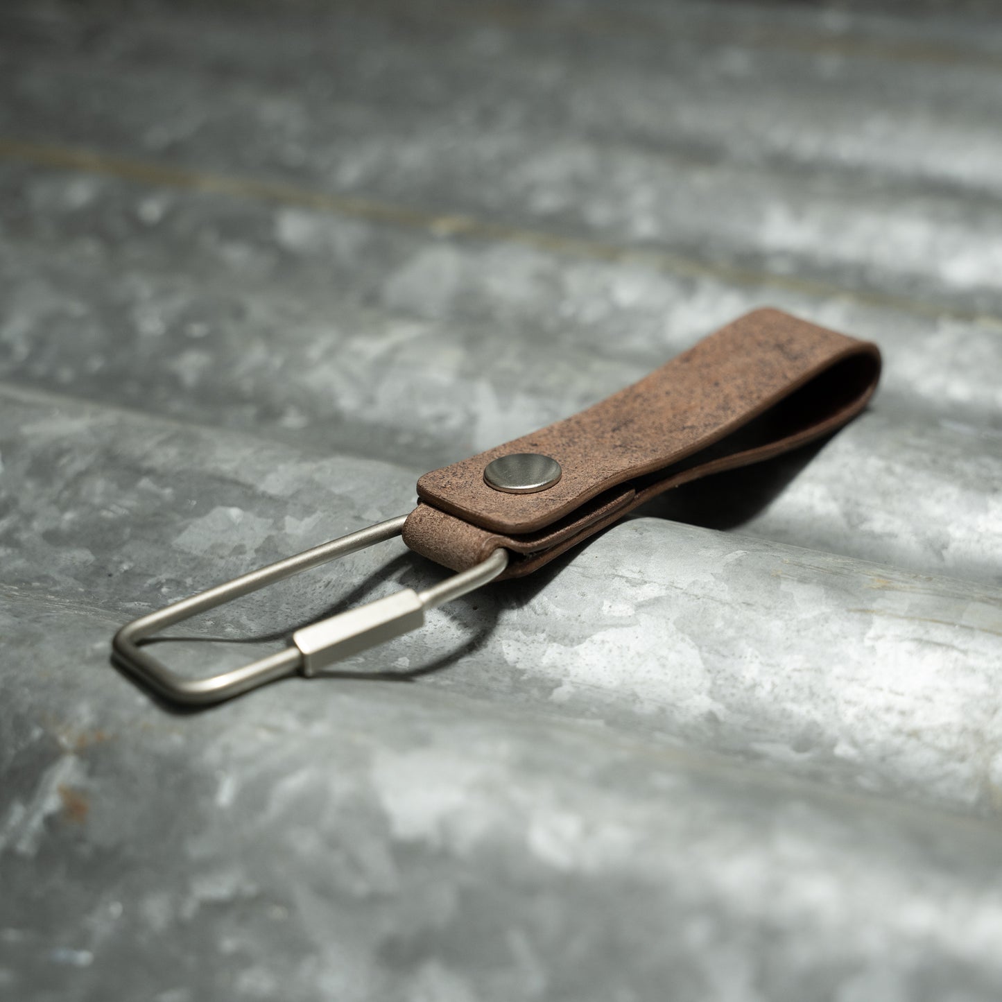SNAP KEY CHAIN (MARMO BROWN)