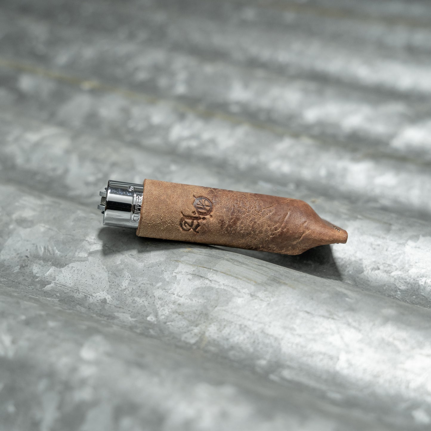 LIGHTER HOLDER (REVERSE CULATTA BROWN)