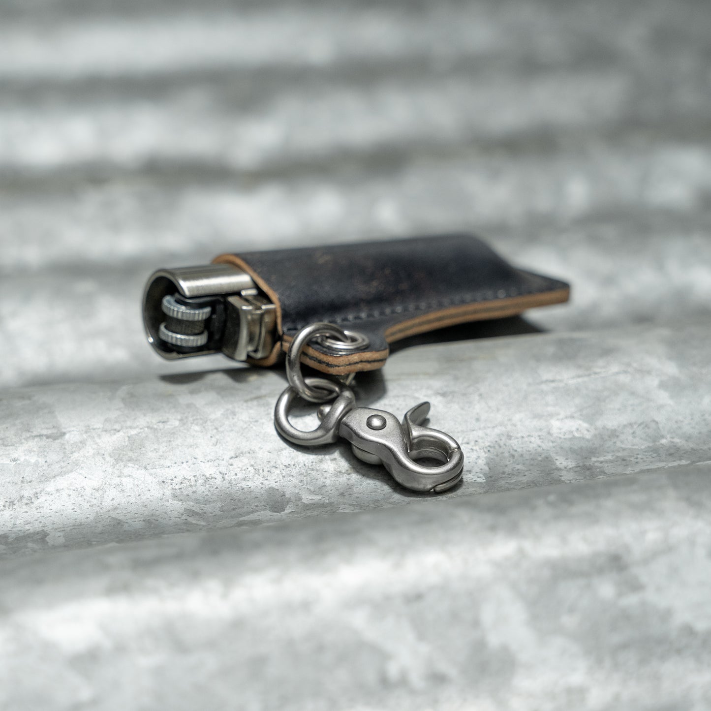 LIGHTER HOLDER (SHELL CORDOVAN MARBLED BLACK)