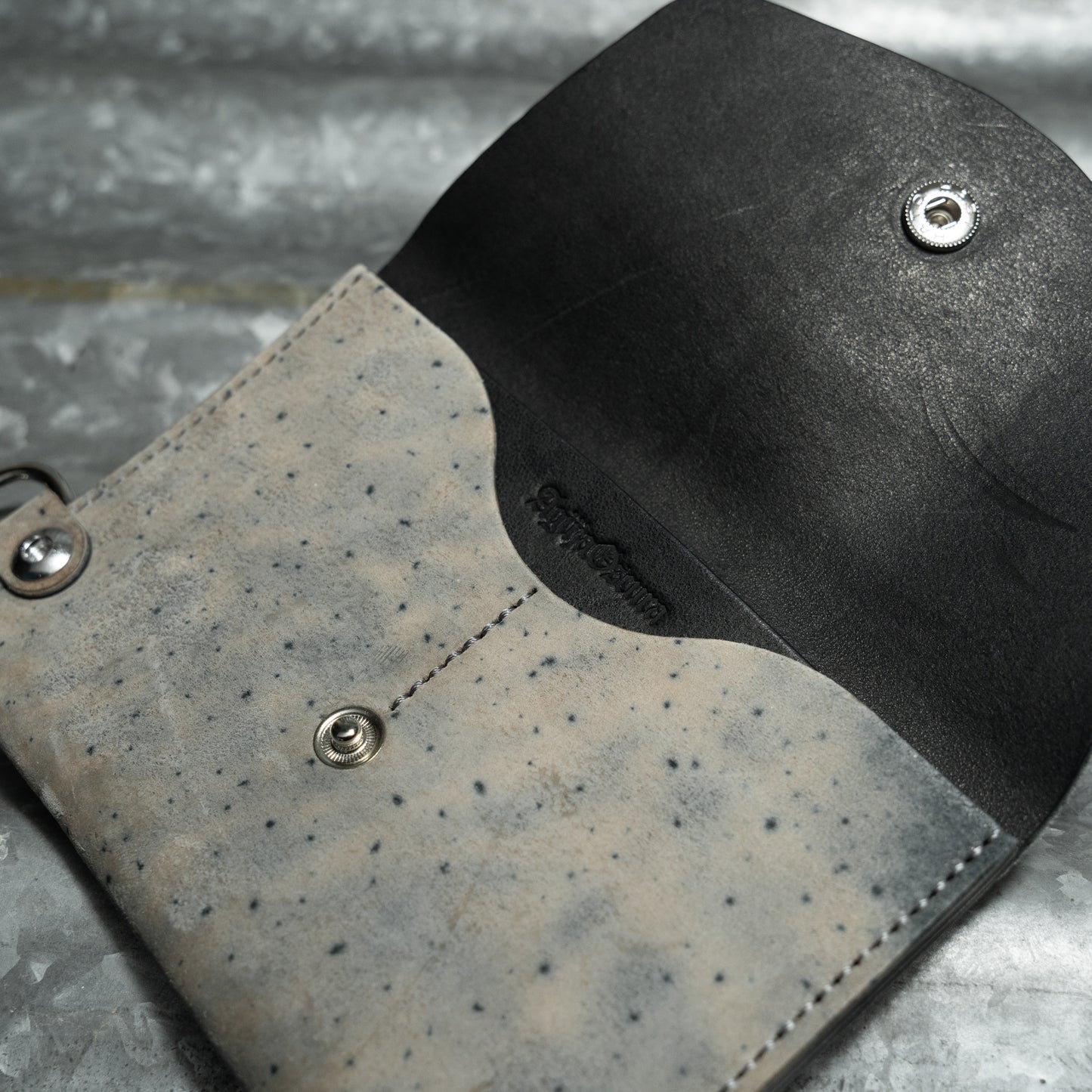 BIKER CHAIN WALLET (MARMO GREIGE)