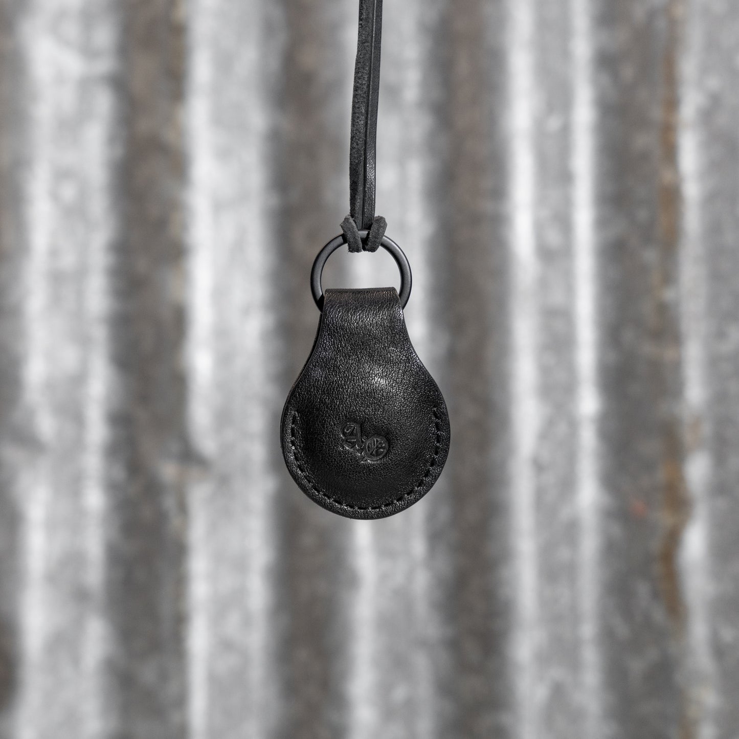 Ruta AirTag Fob (Horsehide Black)
