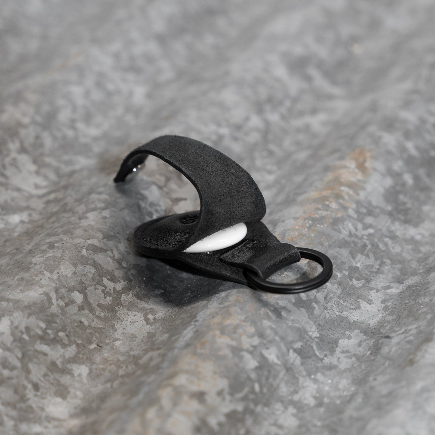 Ruta AirTag Fob (Horsehide Black)