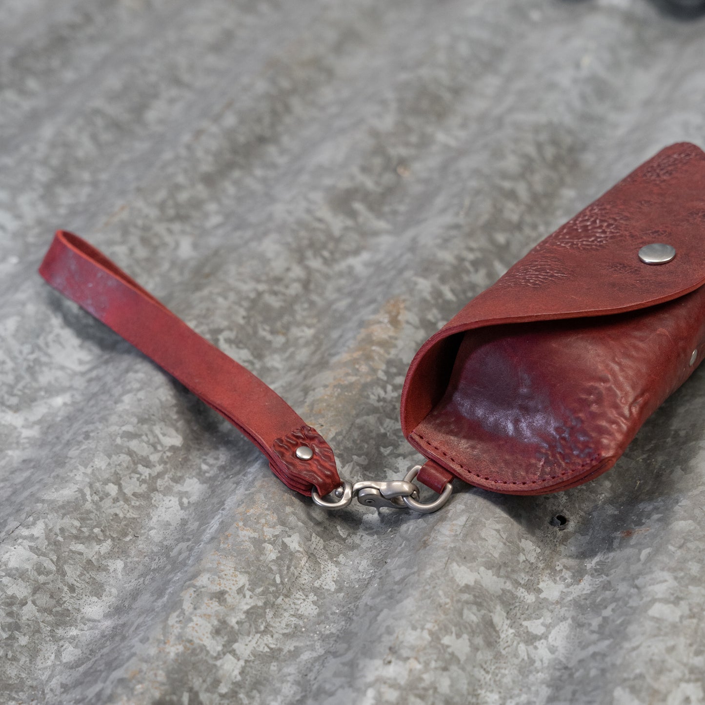 Kin Eyewear Case (Reverse Culatta Dirty Red)