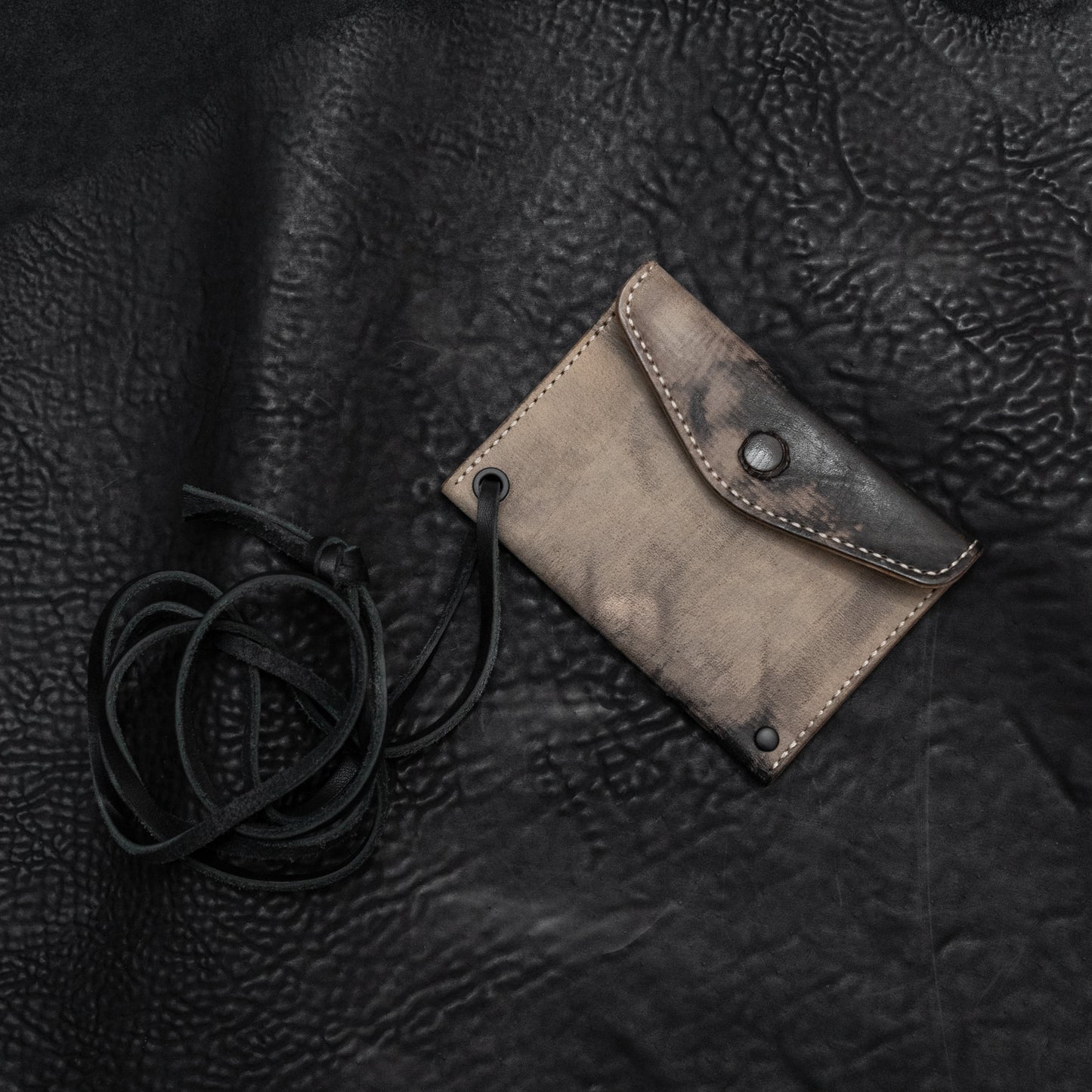 Cadena Cuero Card Holder (Fragment Series)