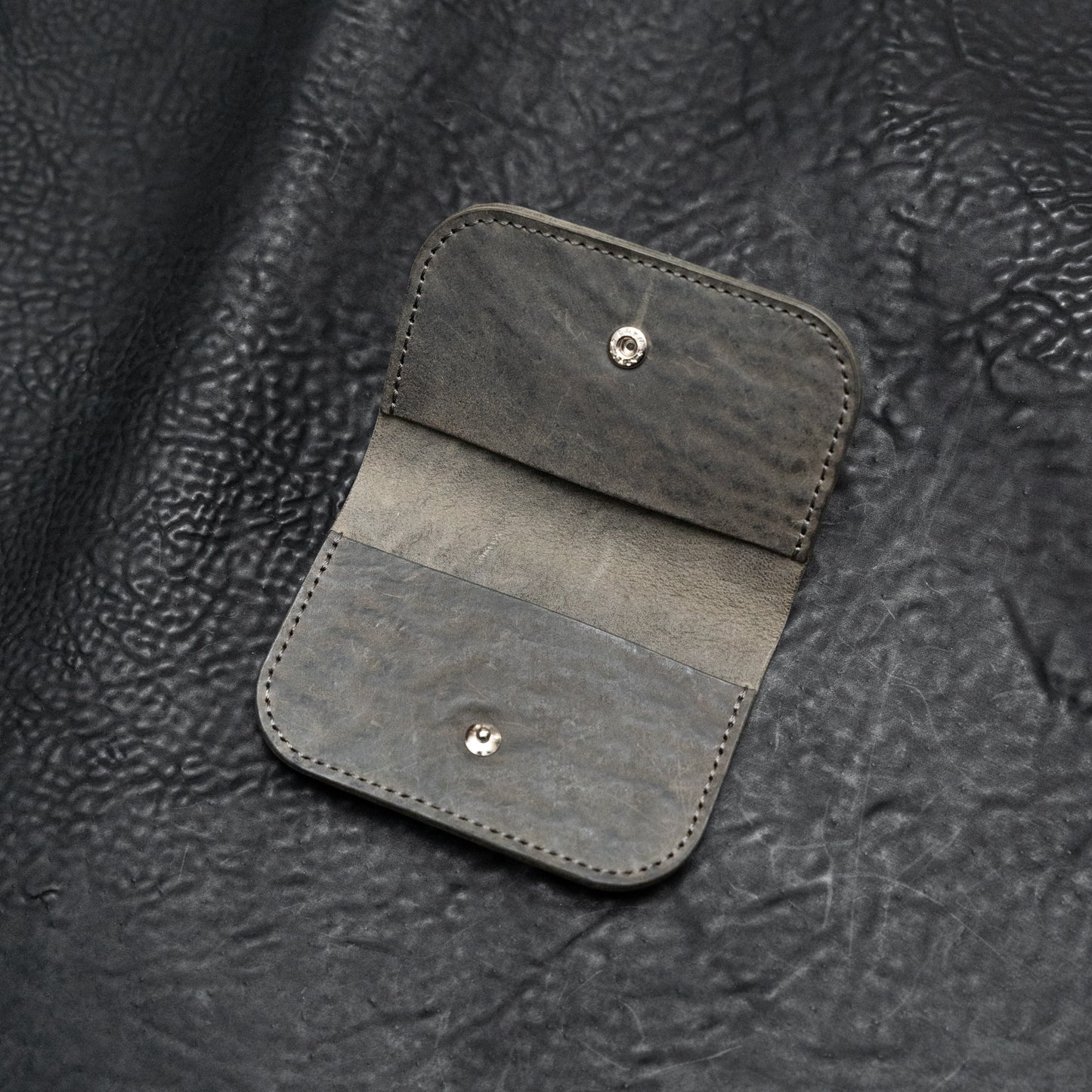 Balam Snap Card Holder (Reverse Culatta Gray)