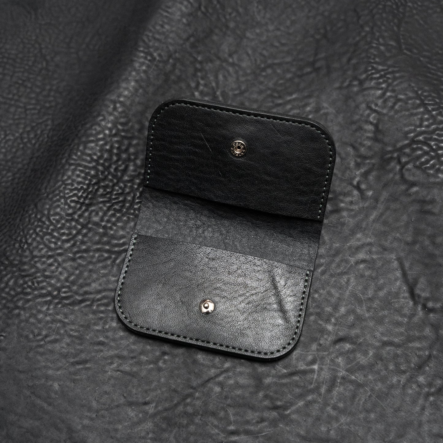 Balam Snap Card Holder (Wild Thing Anthracite)