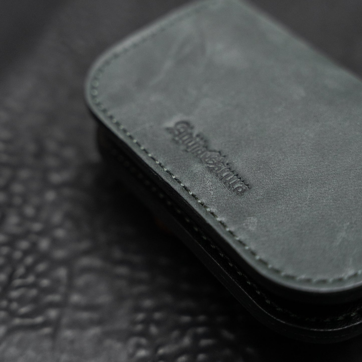 Balam Snap Card Holder (Wild Thing Anthracite)