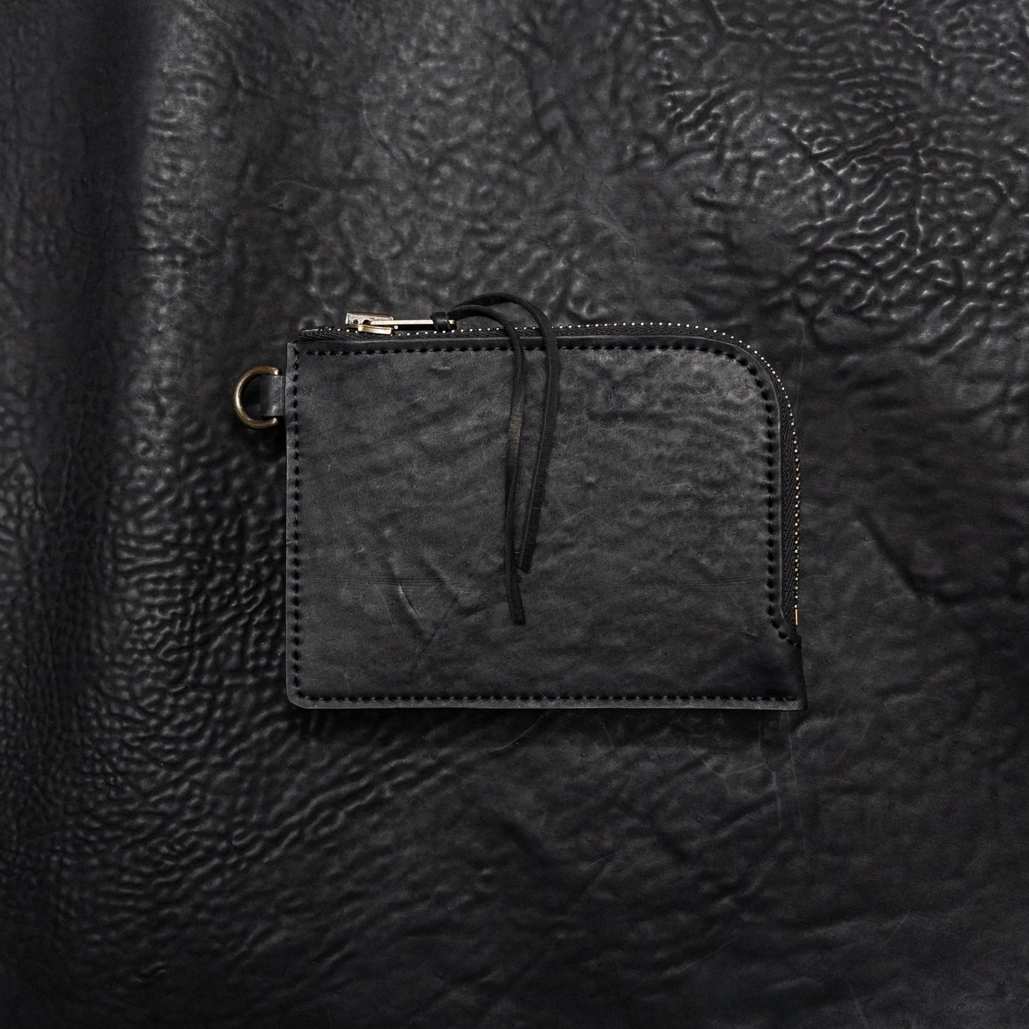 Sello Zipper Wallet (Reverse Culatta Black)