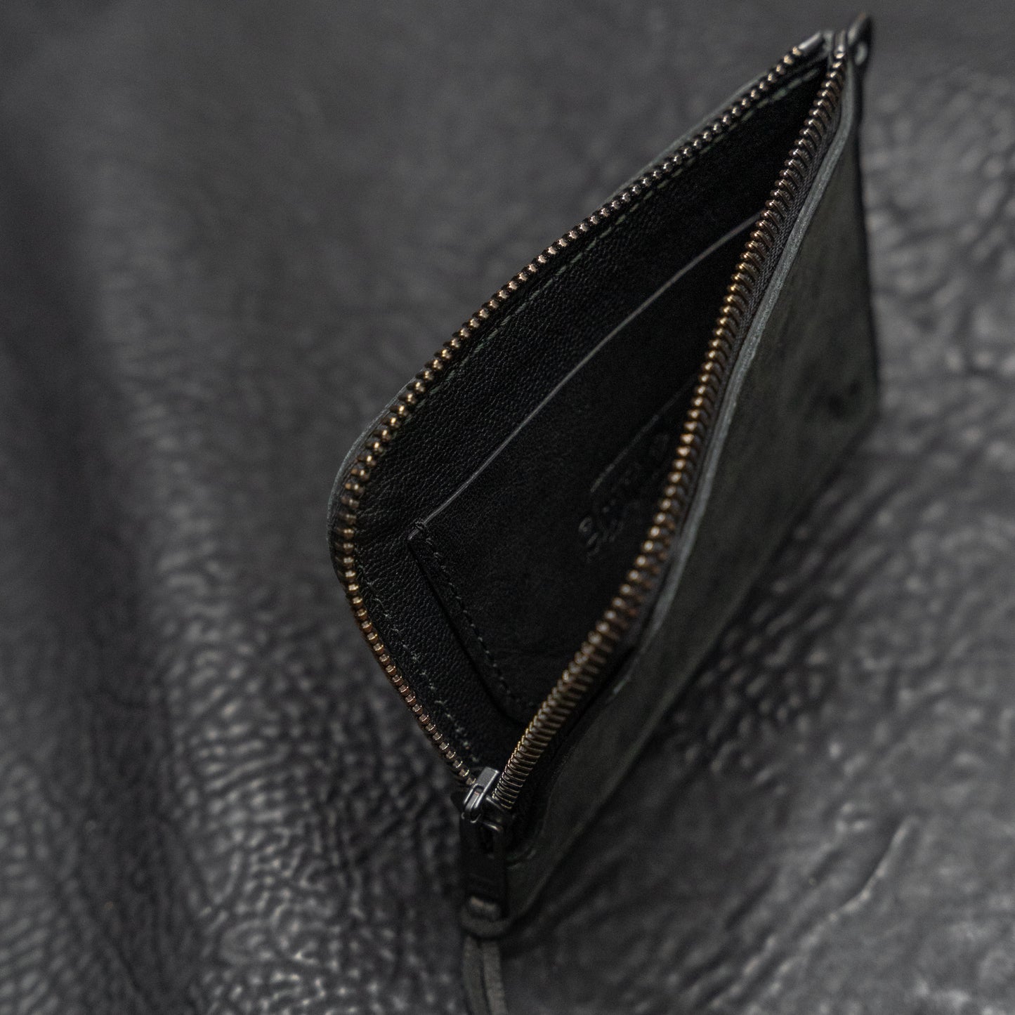 Sello Zipper Wallet (Wild Thing Anthracite)