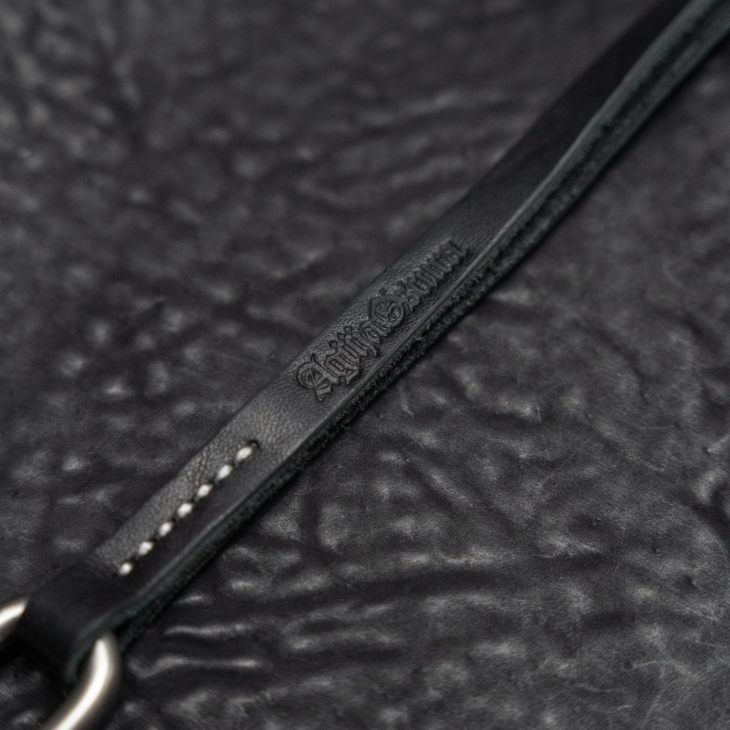 Lazo Keychain Lanyard (Reverse Culatta Black)