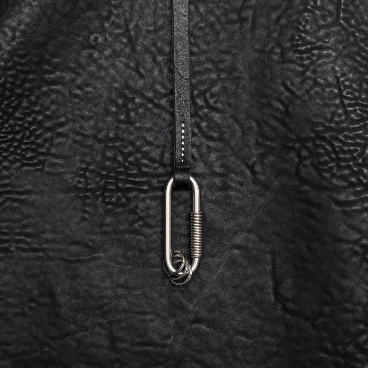 Lazo Keychain Lanyard (Reverse Culatta Black)