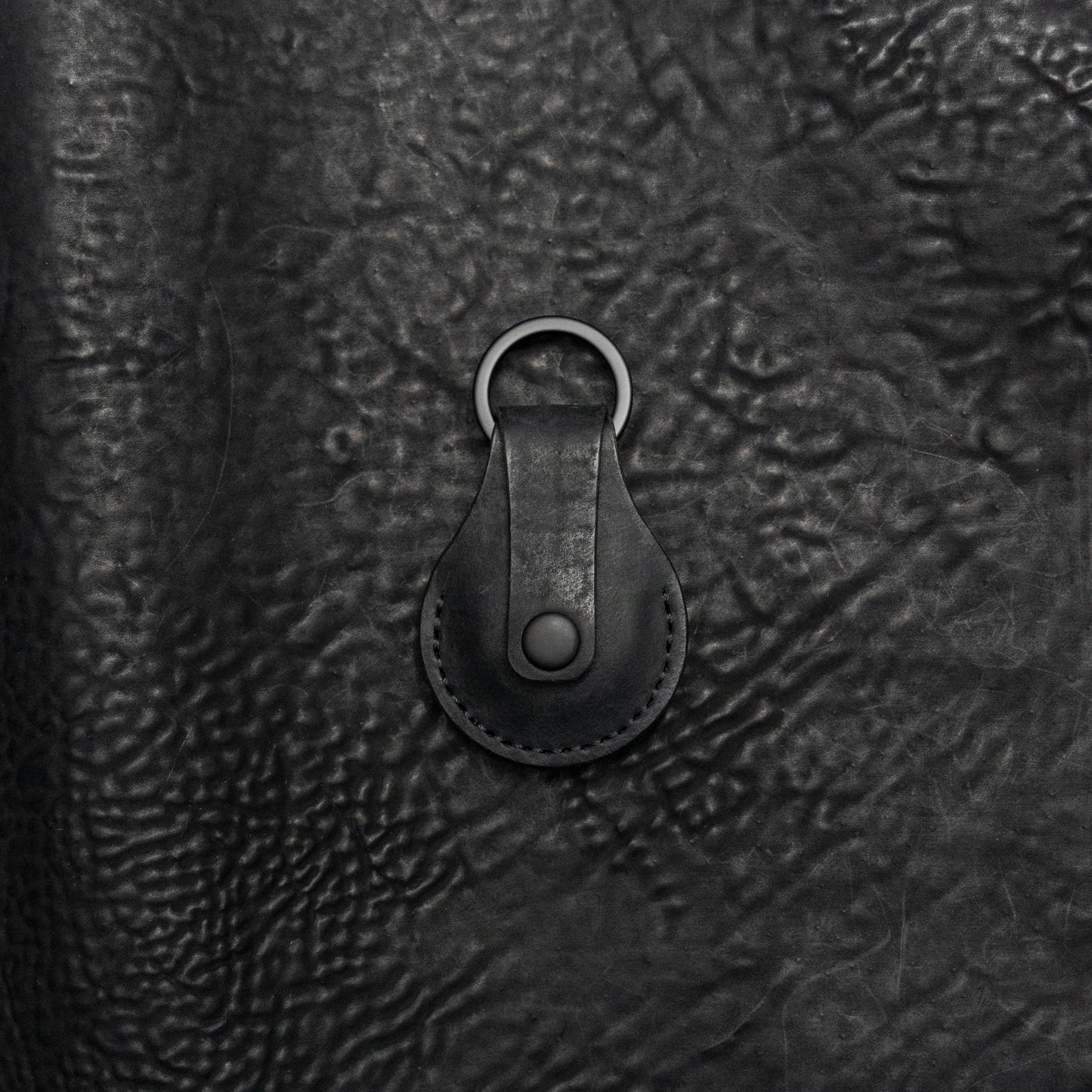 Ruta AirTag Fob (Reverse Culatta Black)