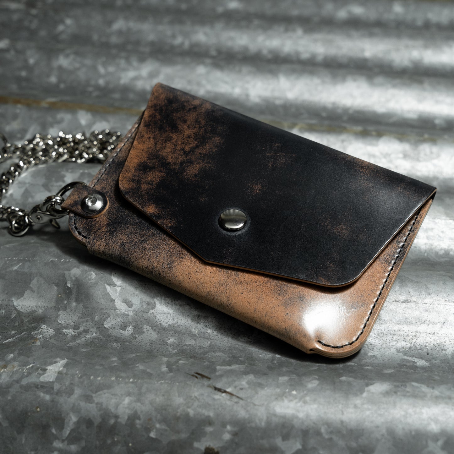 BIKER CHAIN WALLET IN SHELL CORDOVAN (MARBLED BLACK)